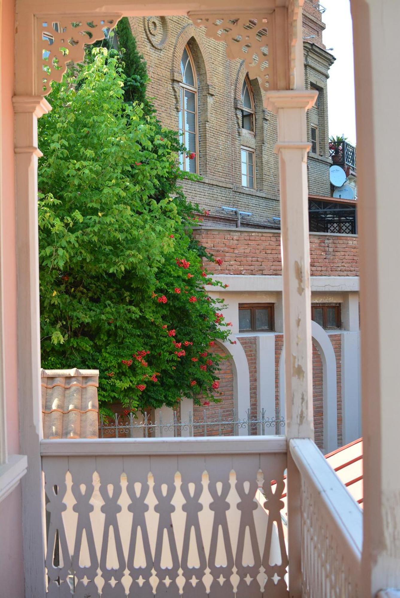 Hotel Canyon Tbilisi Eksteriør bilde